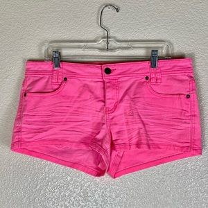 2 SHORTS FOR SAME PRICE(Juniors)